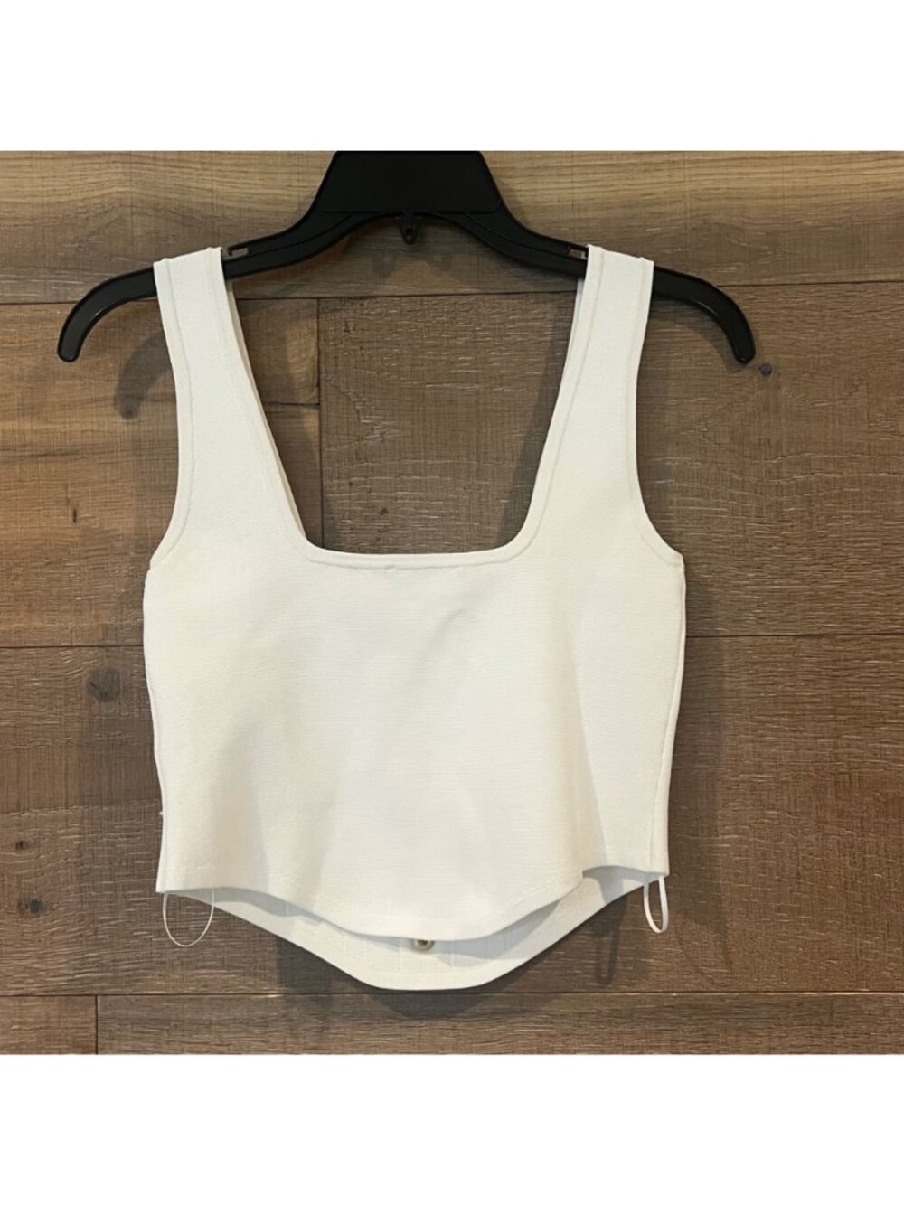 L'AGENCE Saga tank square neck ivory gold top  size XS NWOT - Picture 7 of 8